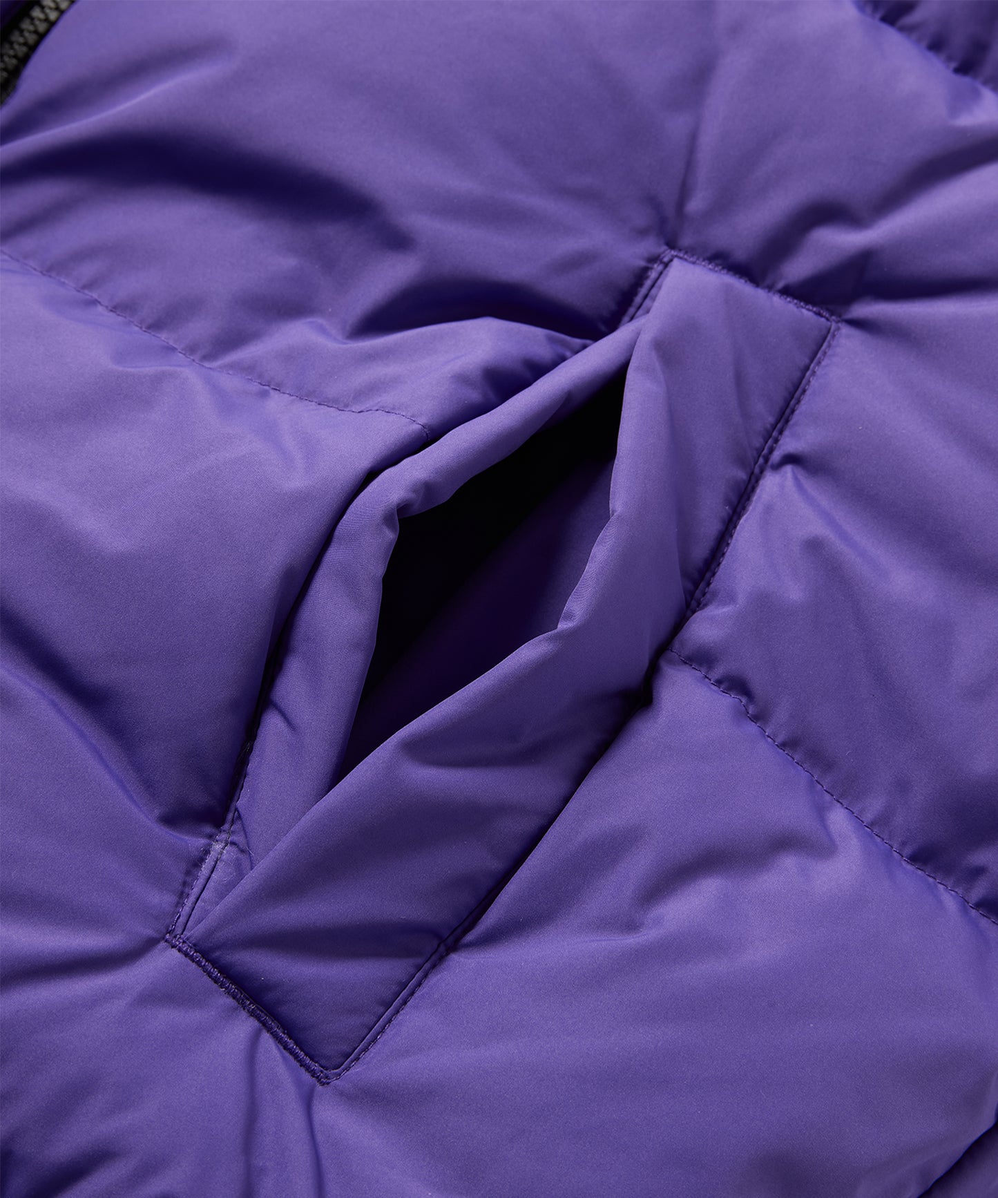 【9/10(水)予約開始】バブルダウンベスト マイクロフト | BUBBLE DOWN VEST MICROFT®