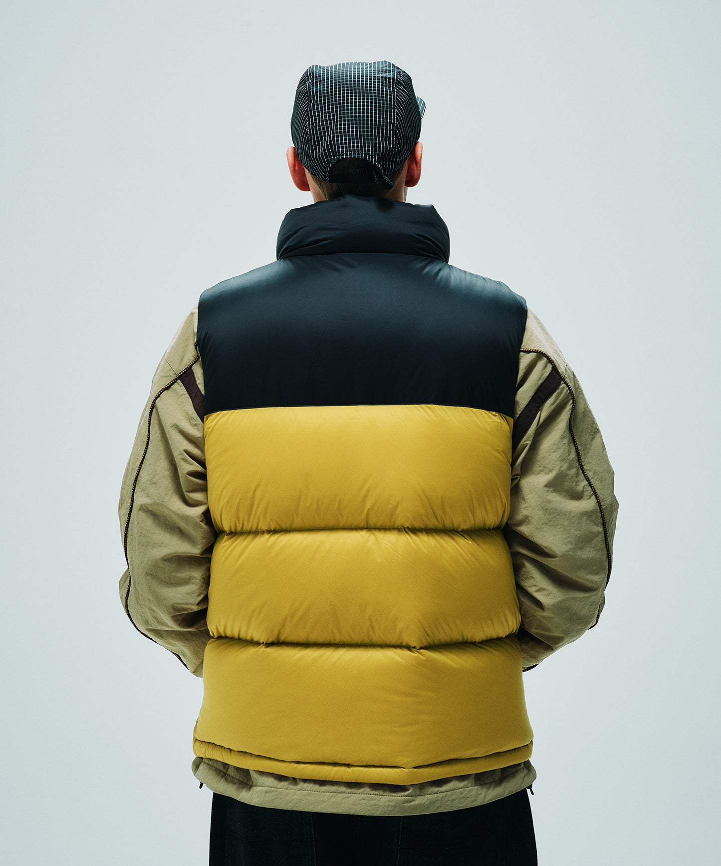 ライトバブルダウンベスト | LIGHT BUBBLE DOWN VEST