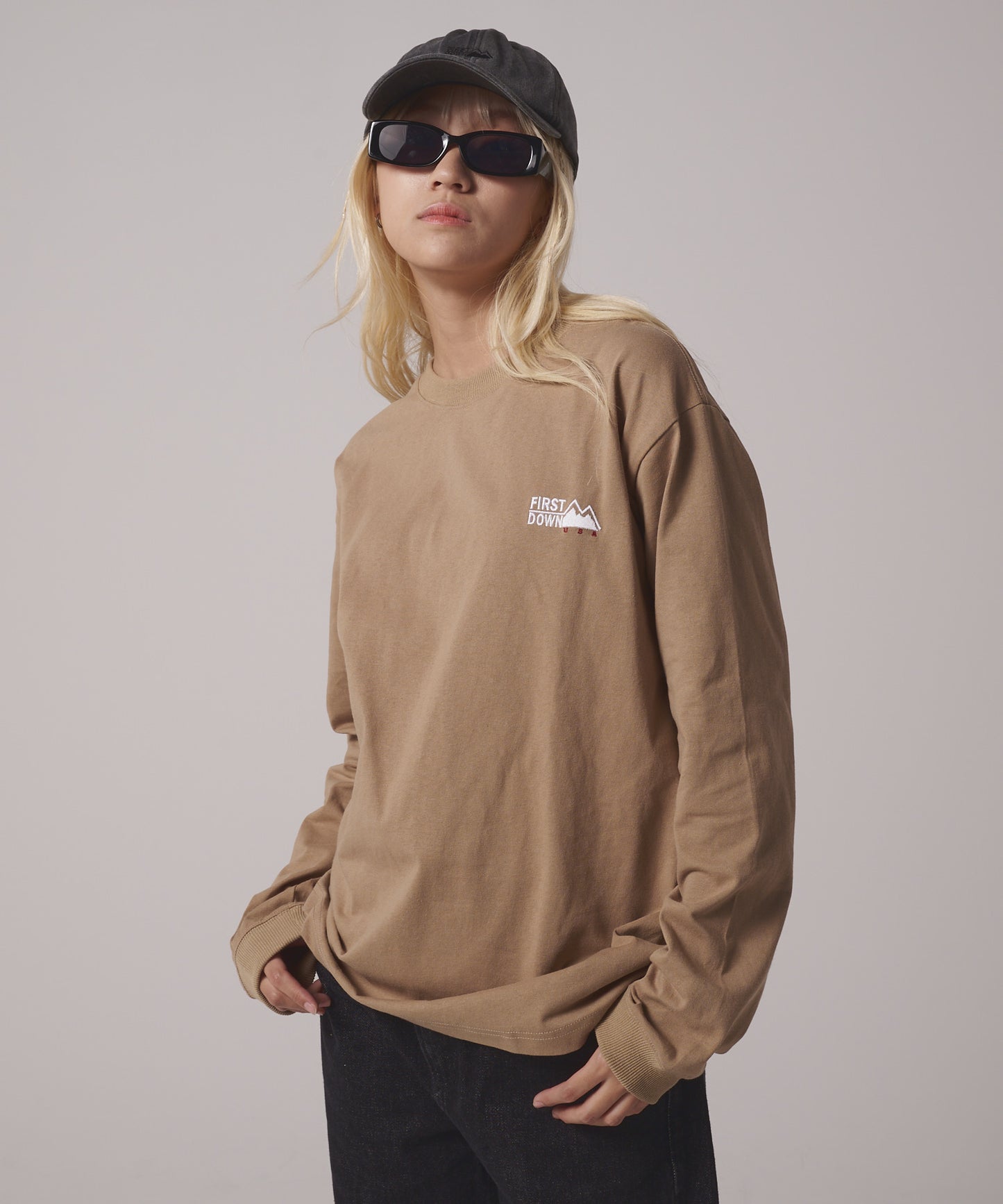 ロゴ ロングスリーブTシャツ | LOGO L/S TEE