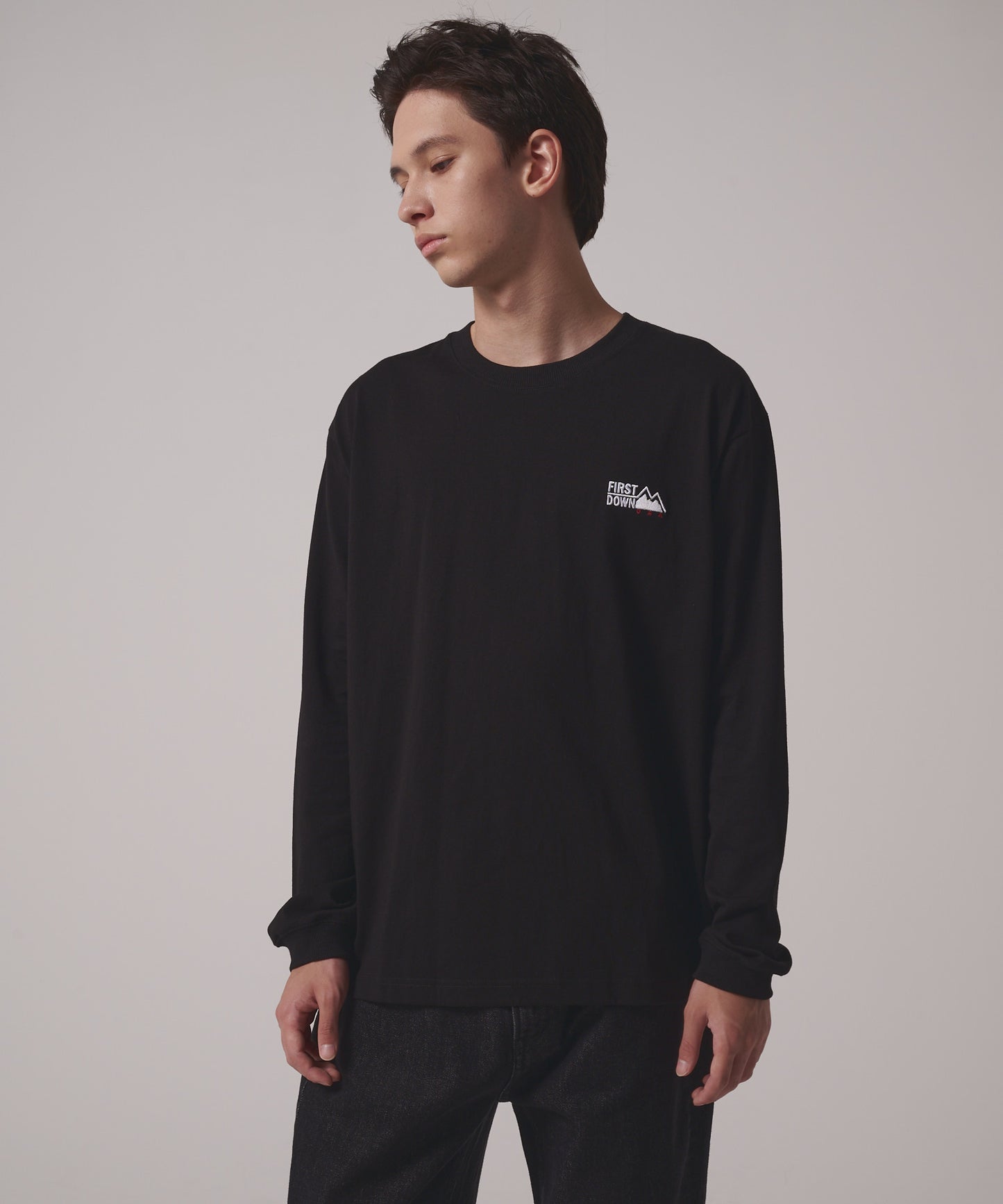ロゴ ロングスリーブTシャツ | LOGO L/S TEE