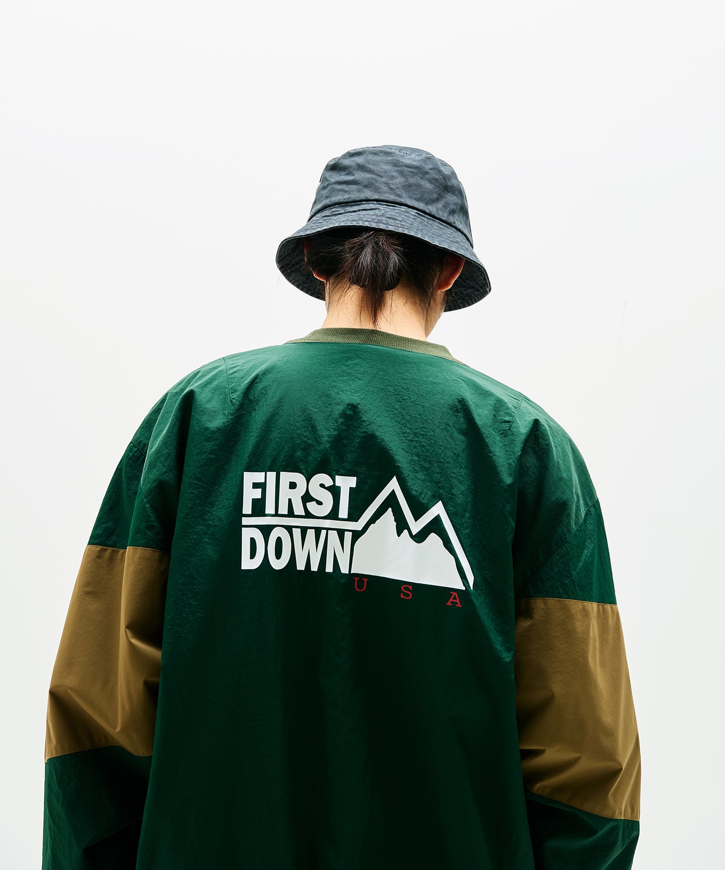 リバーシブル ノーカラー ブルゾン | REVERSIBLE NOCOLLAR BLOUSON