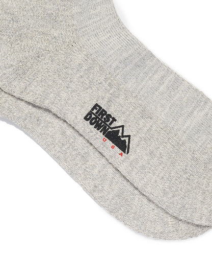 無地クォーターロゴソックス | PLAIN QUARTER LOGO SOCKS