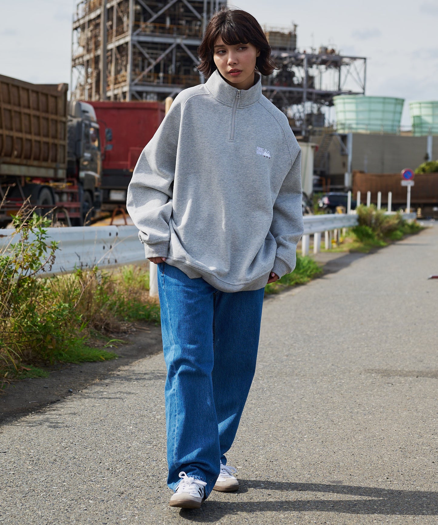 ハーフジップスウェット | HALF ZIP SWEAT