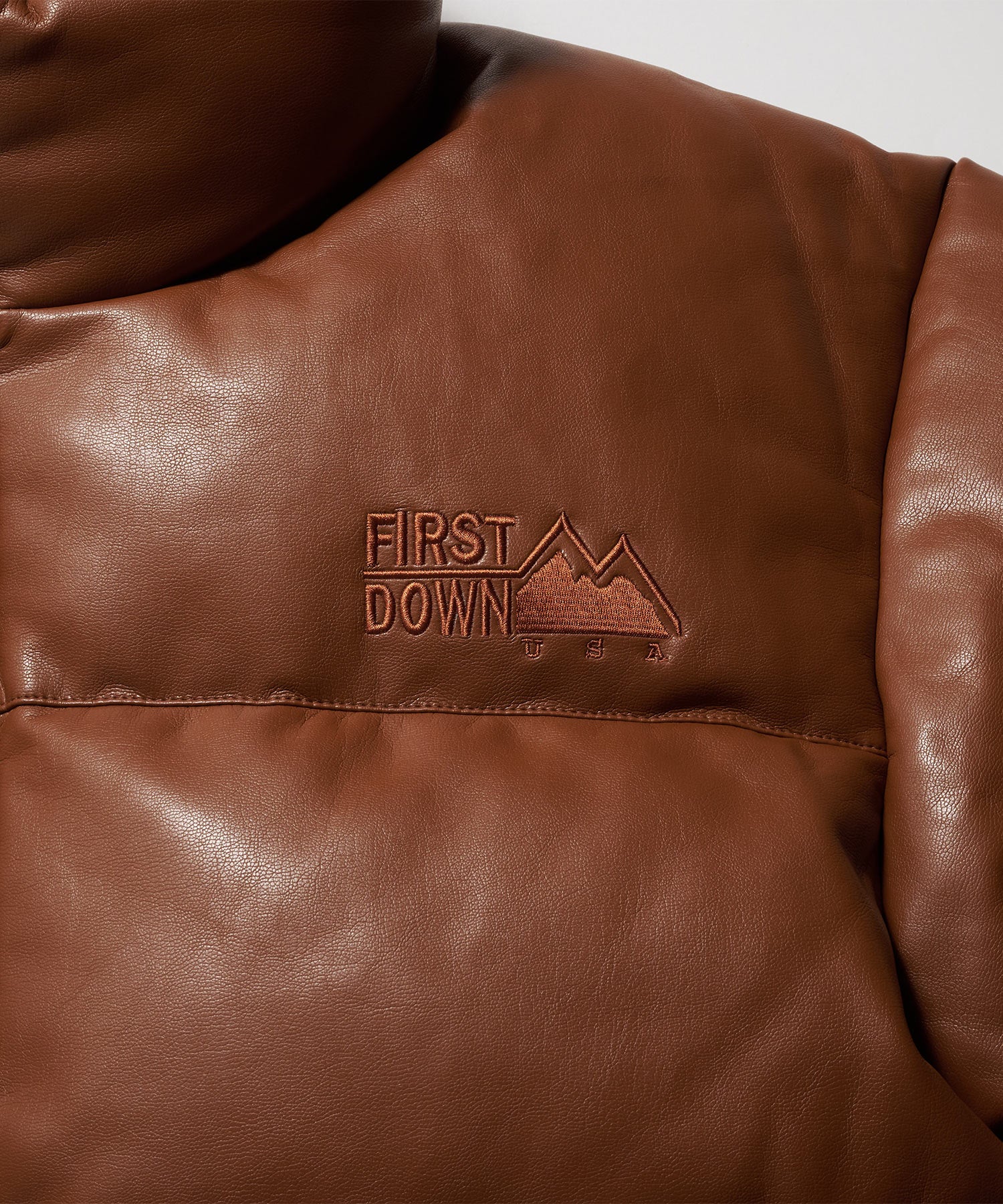 バブルダウンジャケット カラーレザー | Kinetics × FIRST DOWN BUBBLE