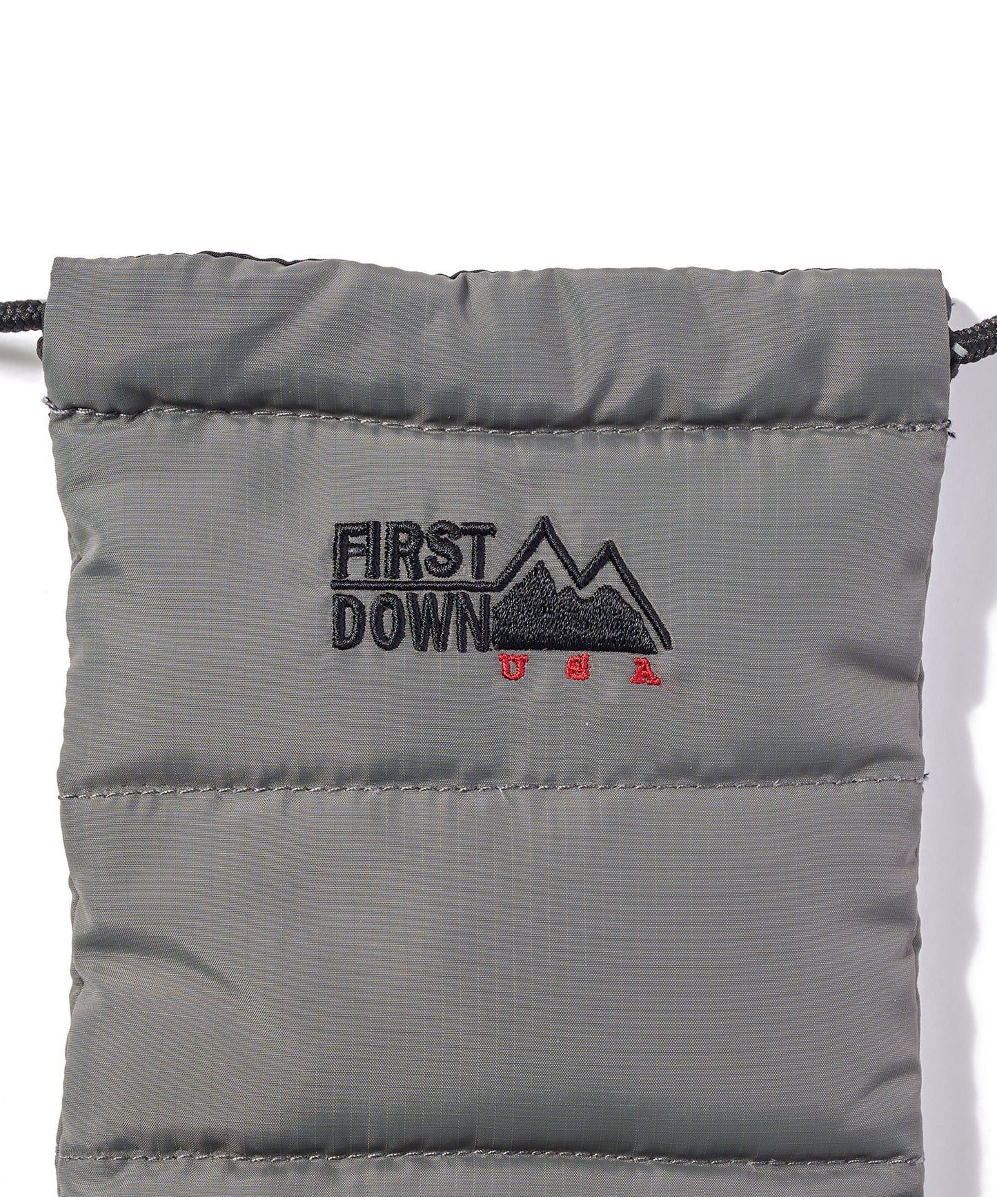 リバーシブル ダウンポーチ | REVERSIBLE DOWN POUCH
