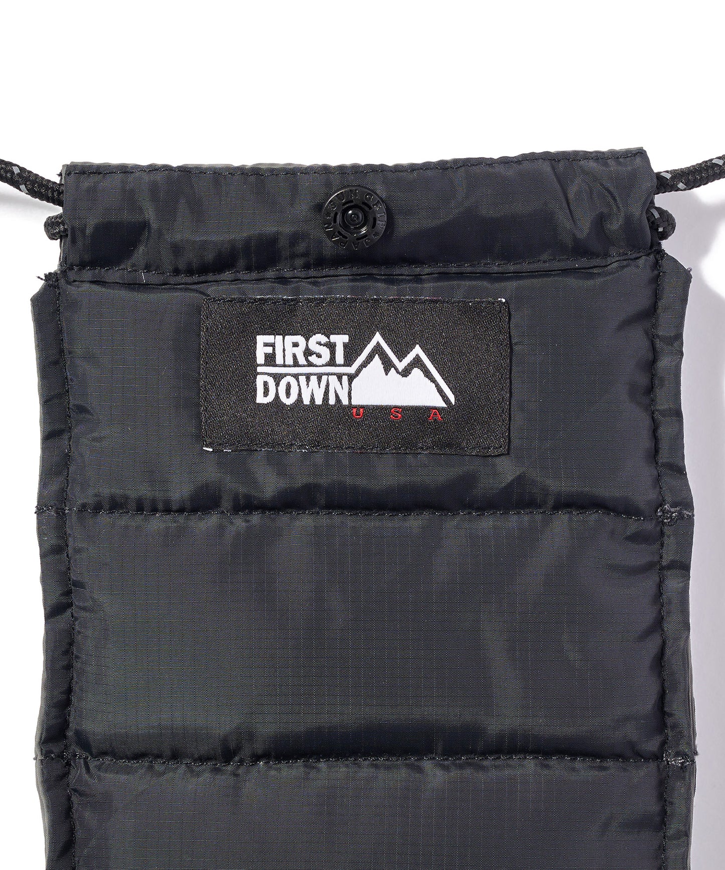 リバーシブル ダウンポーチ | REVERSIBLE DOWN POUCH